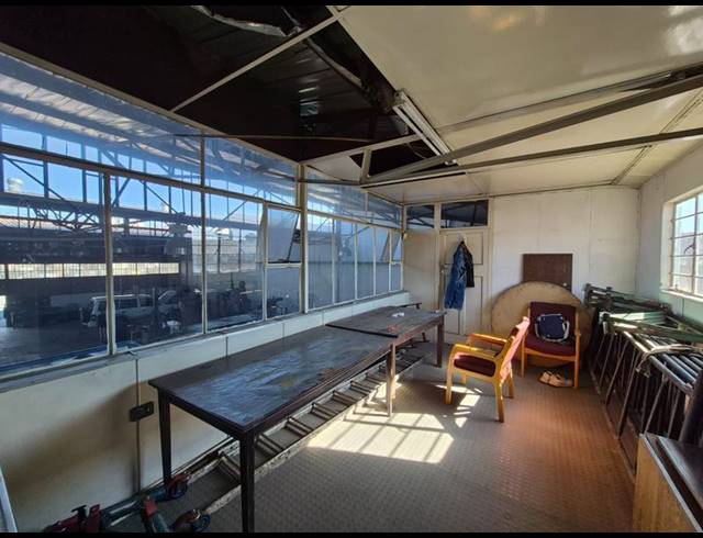 BUSINESS FOR SALE IN GERMISTON CENTRAL
